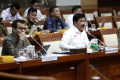 Raker Komisi I DPR dengan Menko Polhukam