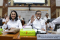 Raker-Komisi-IX-DPR-Dengan-Menteri-P2MI_20250428_154556.jpg