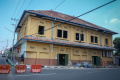 Renovasi Gedung Peninggalan Belanda untuk Cafe di Palembang