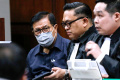 Ronald-Tannur-Saksi-Sidang-Suap-Hakim-PN-Surabaya_20250225_182458.jpg