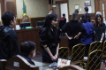 Sandra-Dewi-Jadi-Saksi-Harvey-Moeis-di-Pengadilan-Tipikor_20241010_163810.jpg