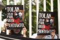 Tolak-Gelar-Pahlawan-Nasional-untuk-Soeharto_20250515_125658.jpg