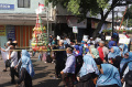 Tradisi-Mengarak-Perahu-Peringati-Maulid-Nabi-Muhammad-SAW_20240916_194313.jpg
