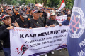 Unjuk-Rasa-Karyawan-dan-Pensiunan-PT-Pos-Indonesia_20250521_064456.jpg