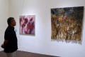 Wamenkeu Suahasil Nazara Tinjau Pameran UOB Painting of the Year (POY)
