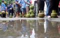 Warga-Antre-Beli-Gas-3-Kg_20250203_142159.jpg