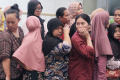 Warga-Antre-Beras-Murah_20250516_211048.jpg