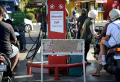 Warga-Terpaksa-Beli-Pertamax-di-SPBU-Surabaya_20260610_203425.jpg