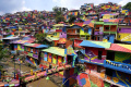 Warna-warni-di-Lembur-Katumbiri-Kota-Bandung_20250506_211144.jpg