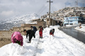 Afghanistan Berjuang di Tengah Musim Dingin