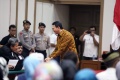 Ahok Bacakan Pledoi di Persidangan