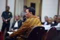 Ahok Bacakan Pledoi di Persidangan