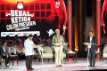 aksi-anies-baswedan-di-debat-ketiga-calon-presiden-2024_20240107_211551.jpg