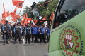 Aksi Buruh Terkait UU Cipta Kerja di kawasan Patung Kuda