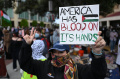 aksi-mahasiswa-pro-palestina-di-as-terus-berlanjut_20240517_101530.jpg