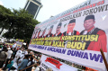 aksi-massa-kawal-sidang-putusan-gugatan-pilpres-2024_20240422_153849.jpg