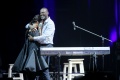 Aksi Panggung Brian Mcknight Feat Raisa