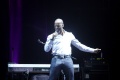 Aksi Panggung Brian Mcknight