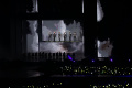 aksi-panggung-nct-dream-di-gbk_20240518_210850.jpg