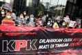 Aksi Pegawai Tolak Capim Bermasalah dan Revisi UU KPK
