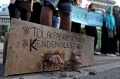 Aksi Solidaritas Menyemen Kaki di Medan