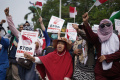 aksi-solidaritas-tenaga-kesehatan-indonesia-untuk-palestina_20231215_161855.jpg