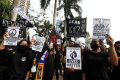 Aksi Solidaritas Tragedi Kanjuruhan saat HBKB di Jakarta