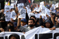 Aksi Solidaritas Tragedi Kanjuruhan saat HBKB di Jakarta