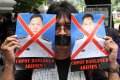 aksi-tolak-kekerasan-terhadap-jurnalis-oleh-tni-au_20160825_185359.jpg
