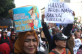 Aksi Usut Politisasi Bansos di Bawaslu