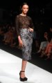 Alleira Batik Ramaikan Ajang JFW 2015