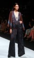 Alleira Batik Ramaikan Ajang JFW 2015