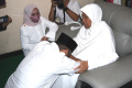 Anas Urbaningrum Bebas, Pulang Kampung Sungkem Pada Ibundanya
