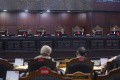anies-dan-cak-imin-hadiri-sidang-perselisihan-hasil-pilpres_20240327_123626.jpg