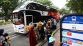Antre Naik Bus Wisata TransJakarta