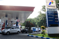Antrean di SPBU Kota Malang Pascakenaikan Harga BBM