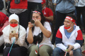 Antusias Warga Saksikan Parade Kirab Bendera Pusaka