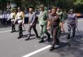 apel-gelar-pasukan-pengamanan-pemilu-2024-di-gedung-sate-bandung_20231017_162912.jpg