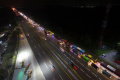 arah-jateng-dibuka-di-gt-cikampek-utama_20220508_220855.jpg