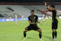 Arema FC Bungkam PSS Sleman 2-0 Tanpa Balas