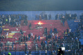 Arema FC Kalah dari Persebaya, Aremania Ricuh Arema FC Kalah dari Persebaya, Aremania Ricuh