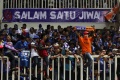 Aremania Penuhi Stadion Pakansari Cibinong Bogor