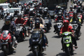 arus-mudik-jalur-pantura-cirebon-ramai-lanar_20240407_191343.jpg