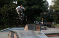 Asiknya Bermain di Skate Park Dukuh Atas