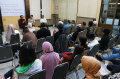 Baca Puisi dan Diskus M. Fadjroel Rachman di Gedung YPK Bandung