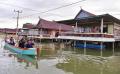 bahtiar-baharudin-tinjau-korban-banjir-bandang-di-kecamatan-sabb_20240510_194054.jpg