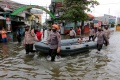 Banjir Masih Genangi Kaligawe Semarang