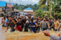 banjir-rendam-lukulamo-halmahera-tengah_20240723_080509.jpg
