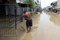Banjir Rendam Perumahan Pondok Gede Permai