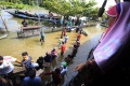 Bantuan Logistik untuk Pengungsi Korban Banjir…